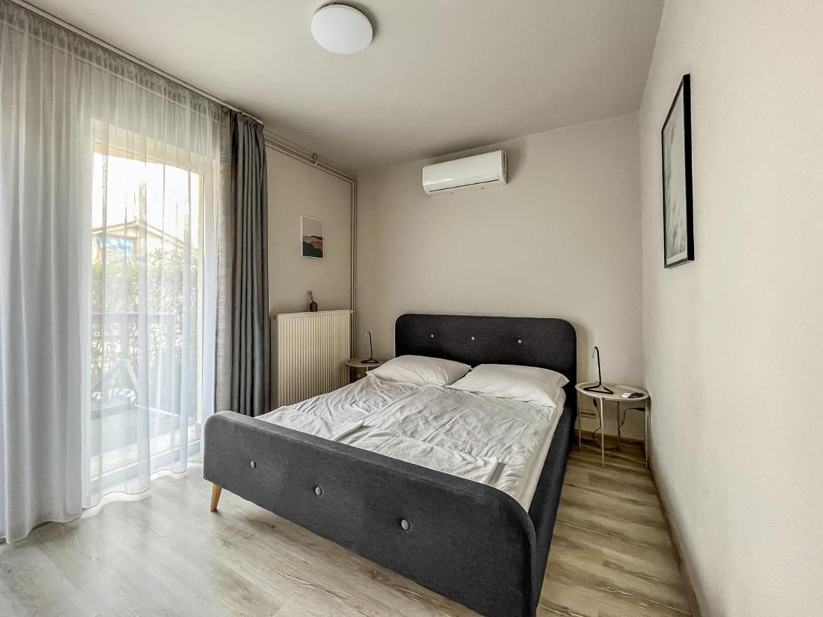 Villa 21 Boutique Rooms Balatonalmadi Exterior photo