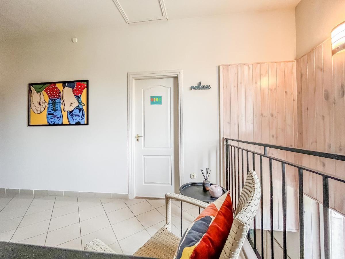 Villa 21 Boutique Rooms Balatonalmadi Exterior photo